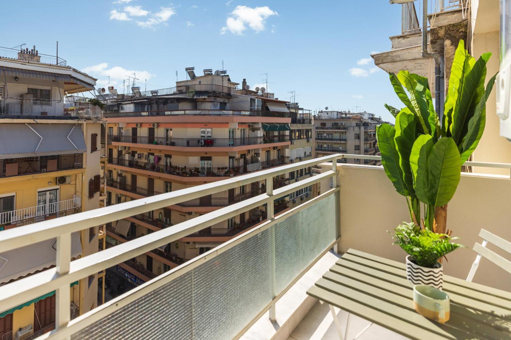 Coloured Nests Apartment Thessaloníki Ngoại thất bức ảnh
